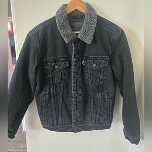 Levi Strauss & Co Gray washed Denim Jacket Sherpa Lined Size Small